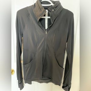 Lululemon Far and Free running jacket